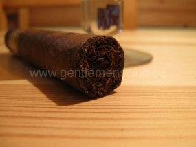 BrickHouse Robusto