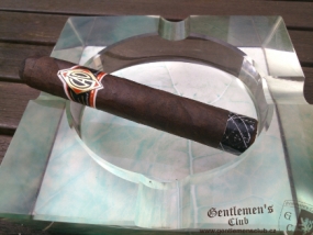 cao-vr-totem-robusto-1