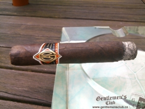 cao-vr-totem-robusto-2