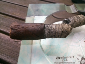 cao-vr-totem-robusto-7