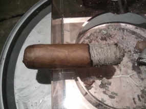 Gurkha Beauty XO 