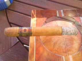 Gurkha Park Avenue 44 Natural Churchill