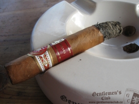 H. Upmann Royal Robusto