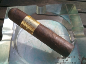 INCH Maduro #62 by E.P. Carrillo