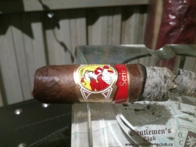 La Gloria Cubana Serie R Natural No.5