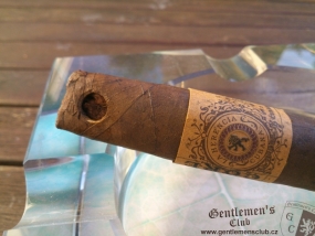 La Herencia Cubana Core Dagger