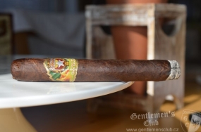 La Vieja Habana Chateau Corona Brazilian Maduro