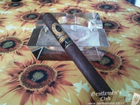 Perdomo Reserve Champagne Noir Churchill