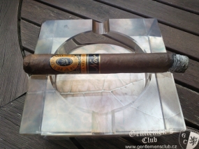 Perdomo Reserve Champagne Noir Churchill