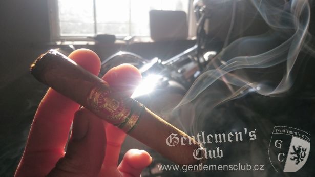 Arturo Fuente King T Natural