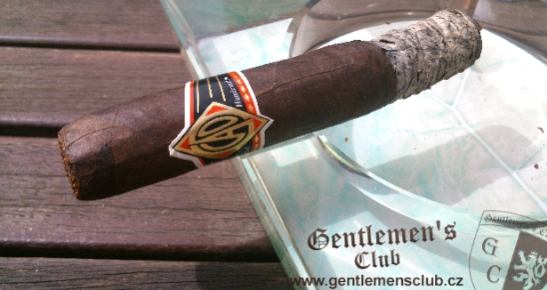 CAO VR Totem Robusto