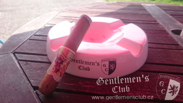 La Perla Habana White Pearl Robusto