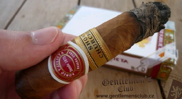 Romeo y Julieta Short Churchill