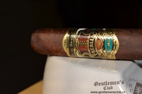 Alec Bradley Prensado Churchill