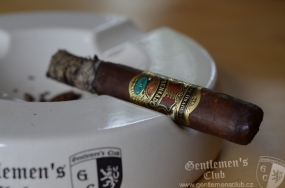 Alec Bradley Prensado Churchill