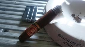 Arturo Fuente Don Carlos Belicoso -3