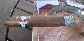 Cuba Libre Unico box press