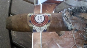 Cuba Libre Unico box press