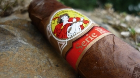 La Gloria Cubana Serie R Maduro No. 5