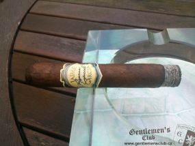 Jaime Garcia Reserva Especial Robusto-2